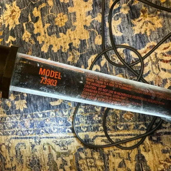 Craftsman Work Light with 60 LED Lights #73903 BUILT IN HOOK - Picture 6 of 12